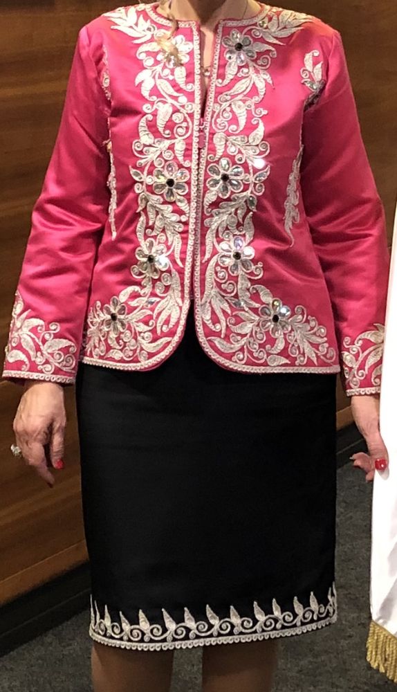 Tr�s bel ensemble karakou 100 Lyon 8 (69)