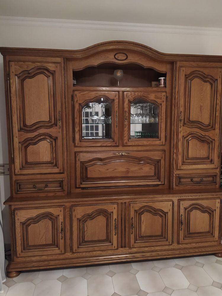 Tr�s Grand Buffet en ch�ne massif 140 Marcy-l'�toile (69)