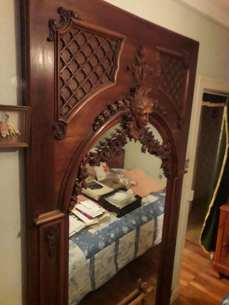 Tr�s grand miroir avec encadrement sculpt� bois d�but 19i�me 280 Montpellier (34)
