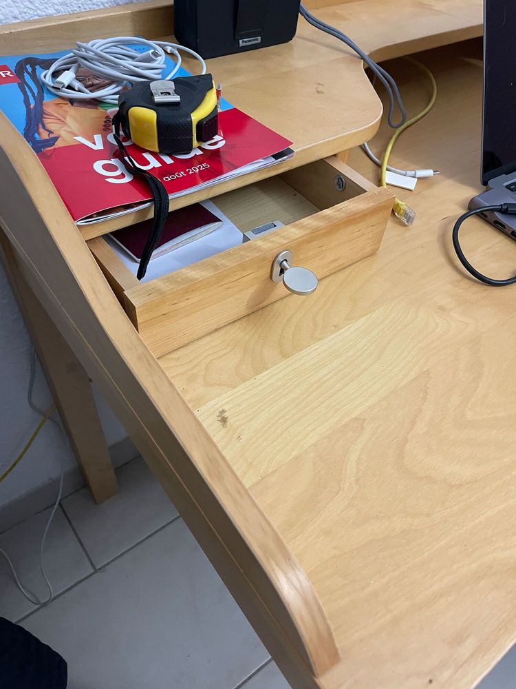 Tr�s joli bureau et pratique 0 Narbonne Plage (11)