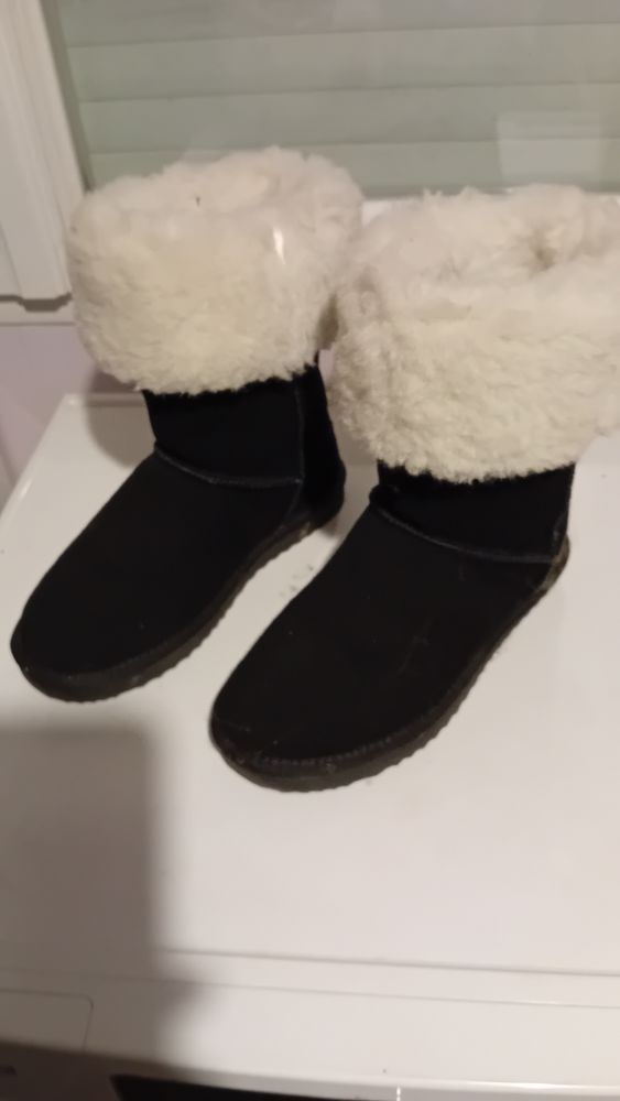 Tr�s jolie bottes 15 Attignat (01)