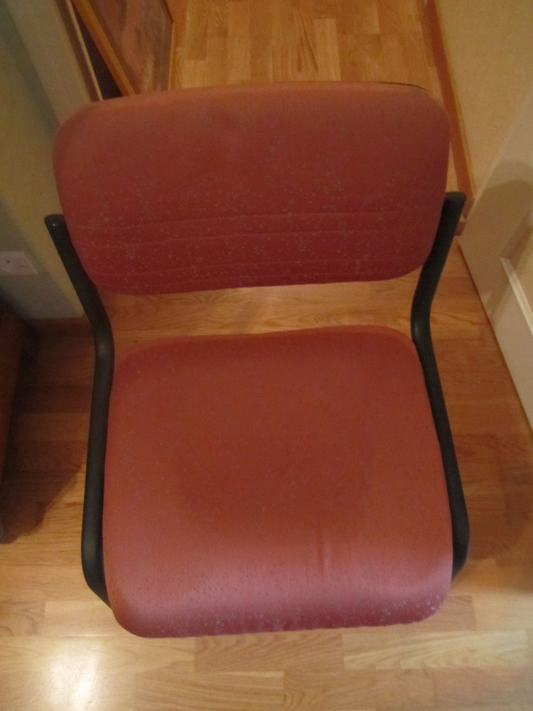 une tr�s jolie chaise en tissus orang� et autres mod�les 8 M�rignies (59)