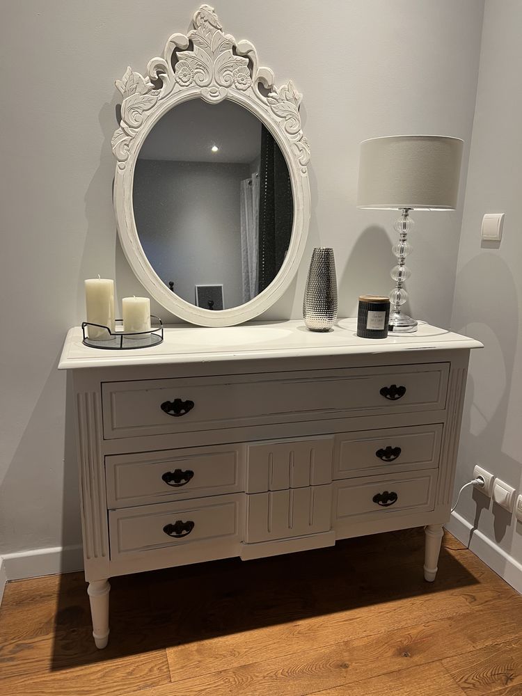 Tr�s jolie commode en bois blanc 90 Paulhan (34)