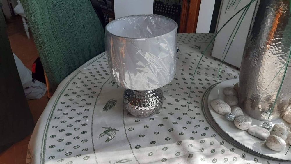 tr�s jolie lampe moderne acier et abat jour 25 Noisy-le-Grand (93)