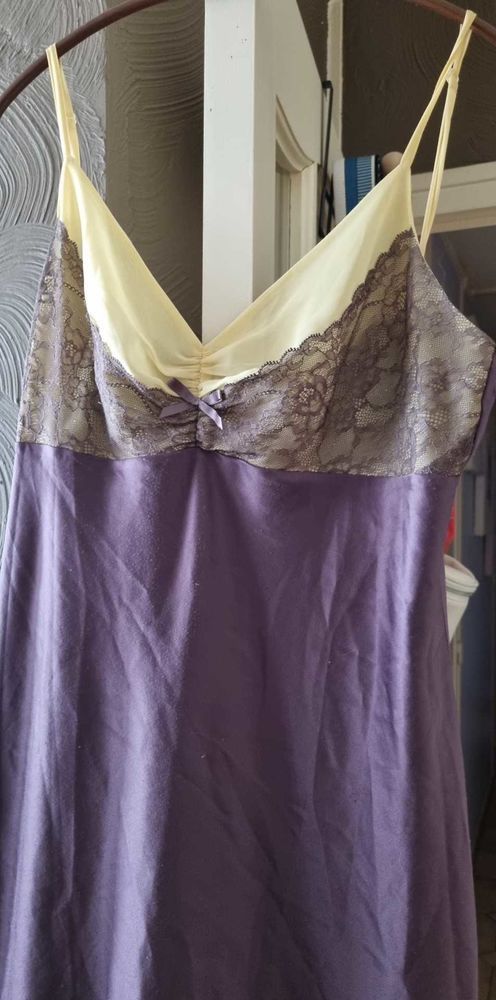 Tr�s jolie nuisette Darjeeling Taille 44 25 Oullins (69)