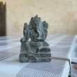 Très jolie petite statue en pierre d ? ardoise, sculptée représentant Ganesh, plus un petit animal en dessous 10 La Colle-sur-Loup (06)