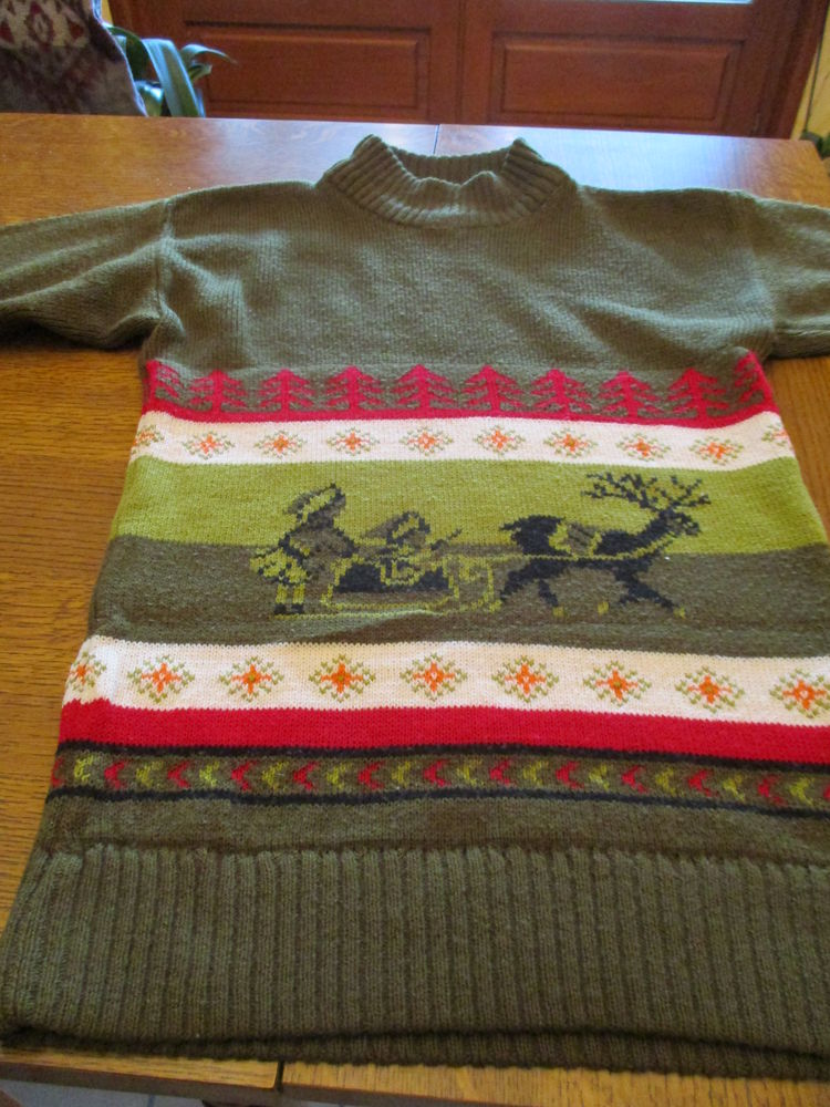 Tr�s jolie robe avec tra�neau et rennes devant 0 M�rignies (59)