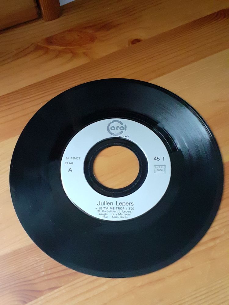 TR�S RARE SP 45 T  JULIEN LEPERS  Je t'aime trop   1978 10 Reims (51)