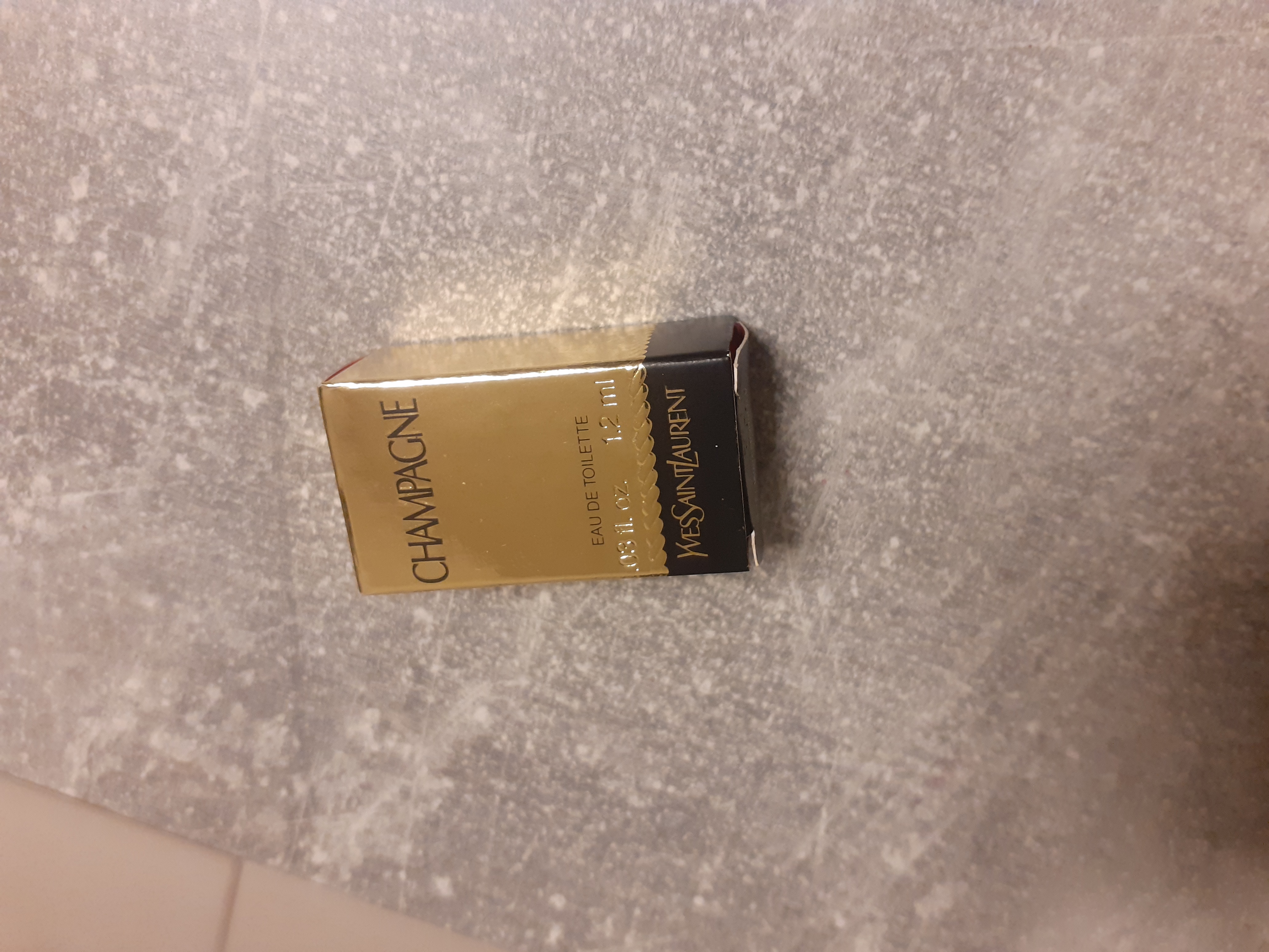 TRES RARE Miniature tige Collection Parfum CHAMPAGNE 25 Mont�limar (26)