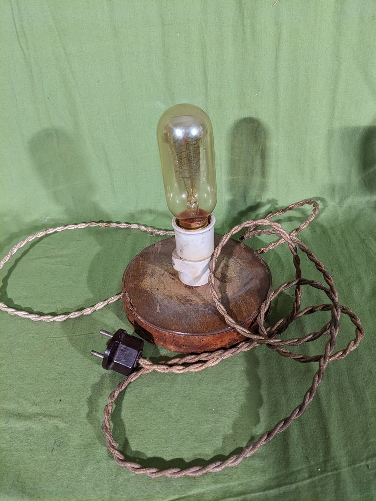 Tr�s vieille lampe d'atelier avec douille en porcelaine + vi 20 Marseille 13 (13)