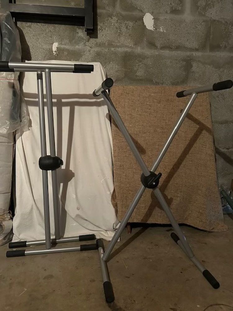 Tr�teau pliant multifonction en acier �poxy CQFD Campus anth 20 Lormont (33)