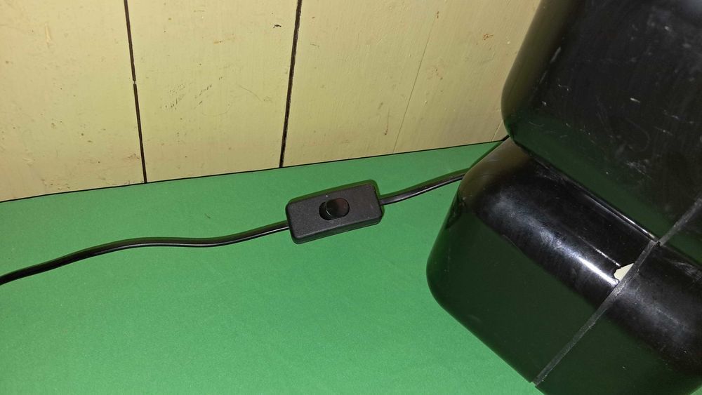 Feu tricolore poly�thyl�ne (ann�e 1990) 50 Saint-Denis (97)