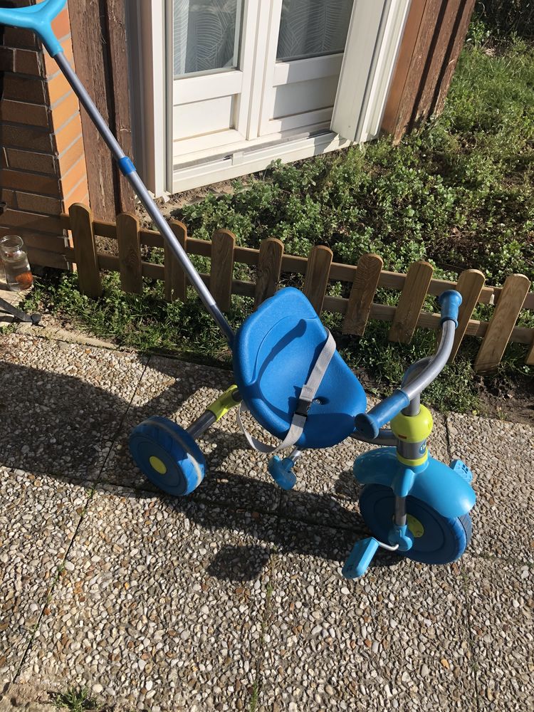 Tricycle enfant 20 Noisy-le-Roi (78)