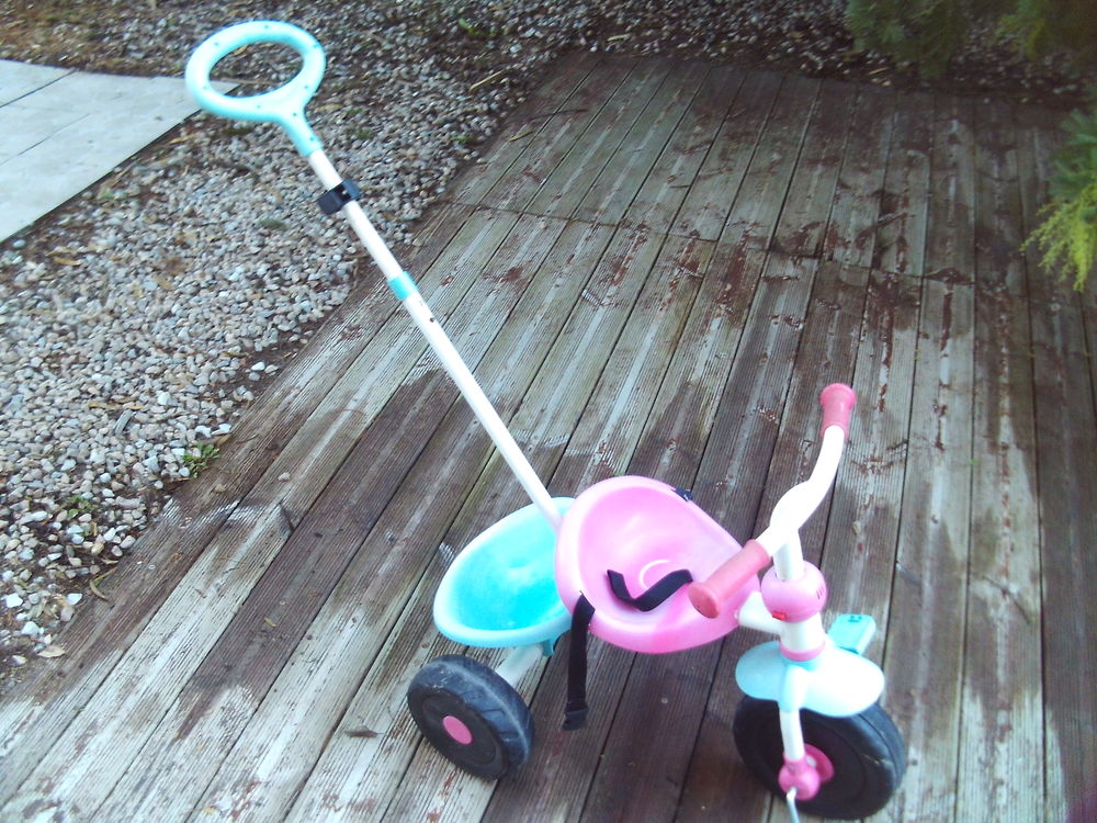 TRICYCLE enfant 8 Berriac (11)