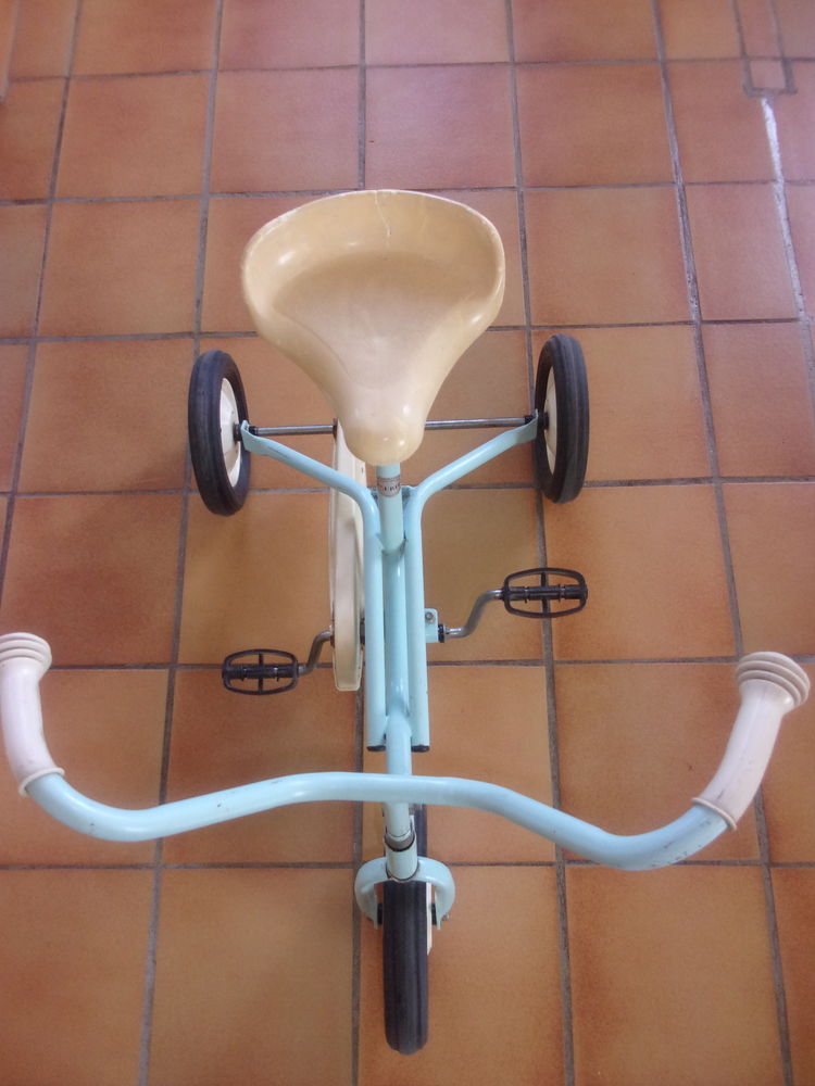 TRICYCLE VINTAGE ENFANT 30 Cosne-Cours-sur-Loire (58)