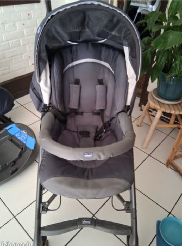 Trio poussette 120 Marquette-lez-Lille (59)