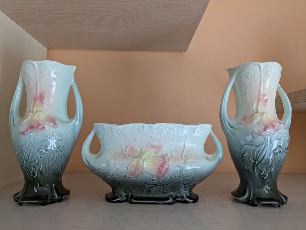 Trio de vases en barbotine de Fives, Lille Style Art Nouveau 120 Poitiers (86)