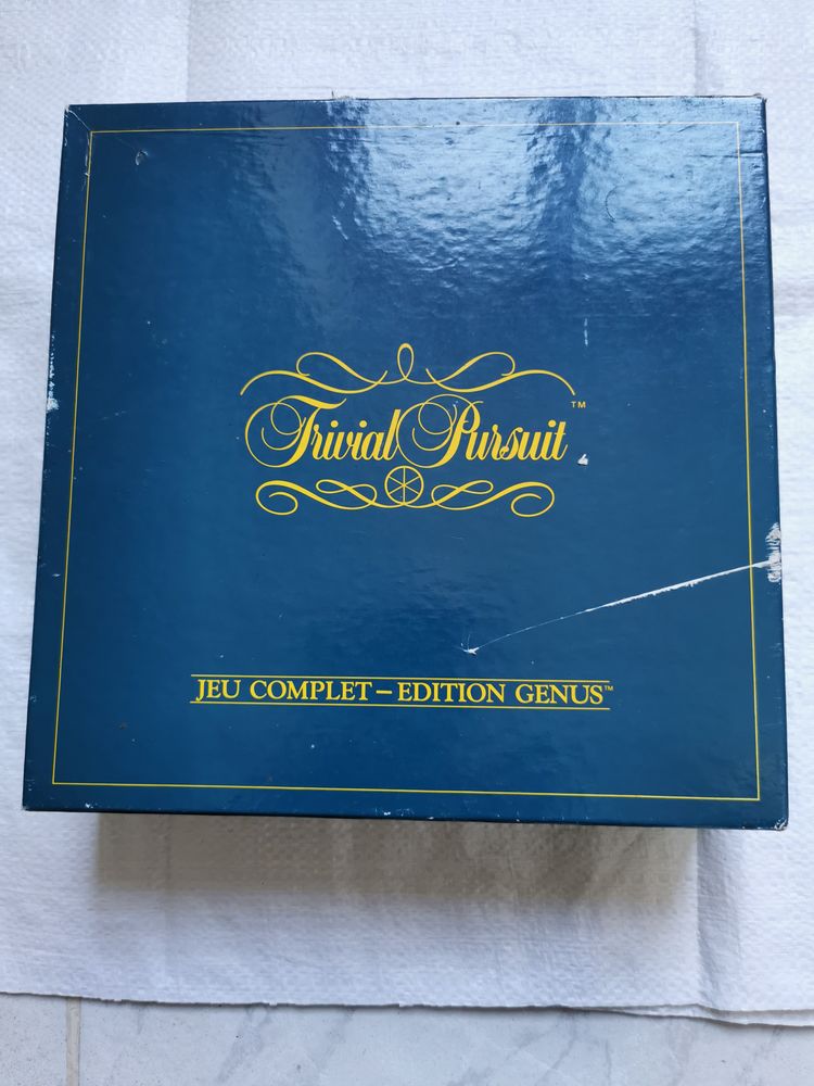 Jeu Trivial Pursuit �dition Genus 15 Charleville (51)