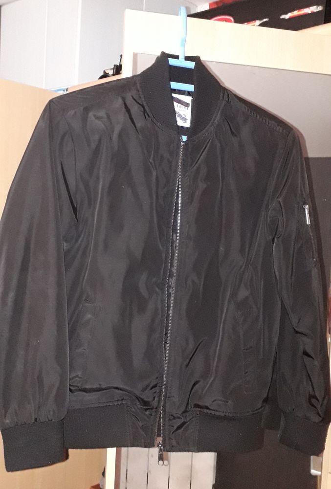  lot de trois blousons pour gar�on 12 ans 30 Montmorillon (86)