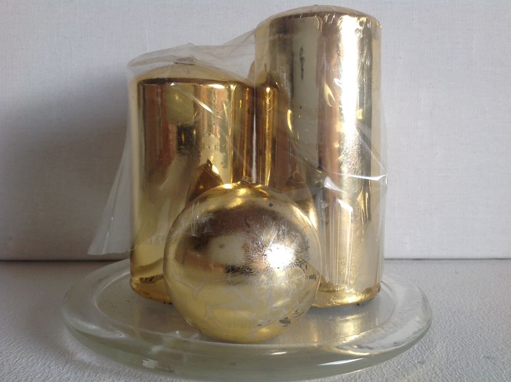 TROIS BOUGIES DANS COUPELLE EN VERRE NEUVES
5 Tr�gunc (29)