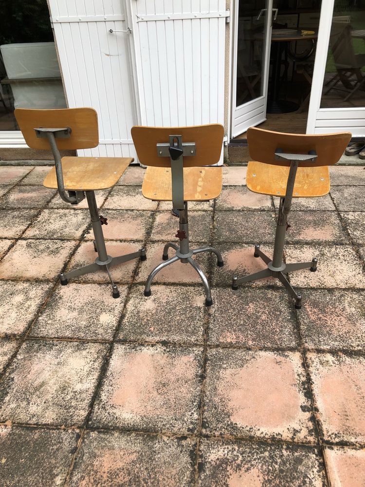 Lot de trois chaises d atelier 210 Toulouse (31)