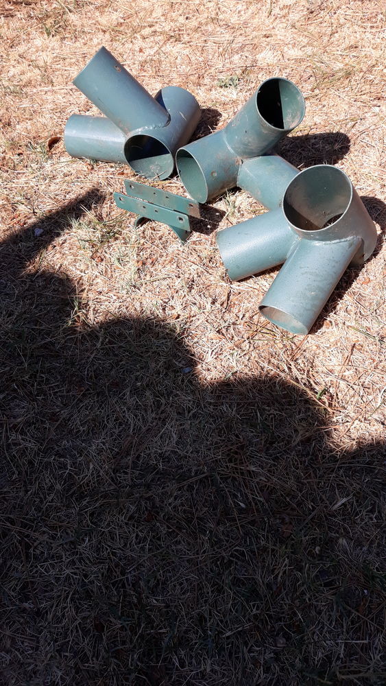 LOT DE TROIS CONNECTEURS 40 Roussillon (84)