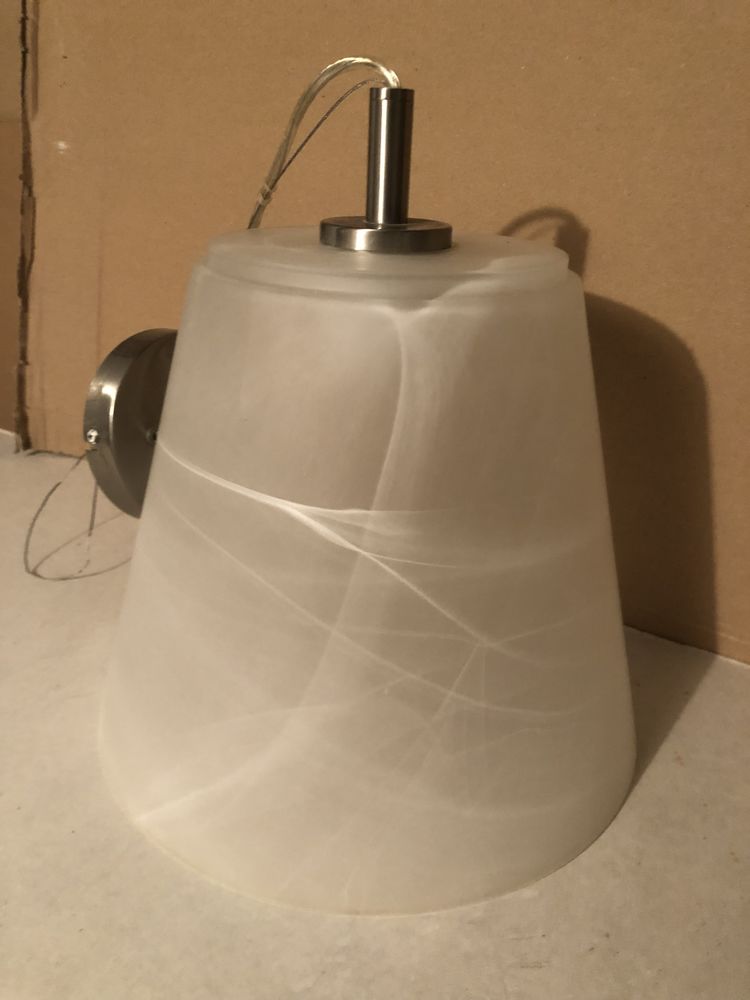 Lot de trois lampes en verre translucide 105 Le Mans (72)