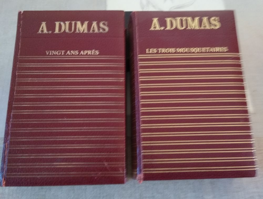  Les trois mousquetaires (2 ?uvres ) 15 Meximieux (01)