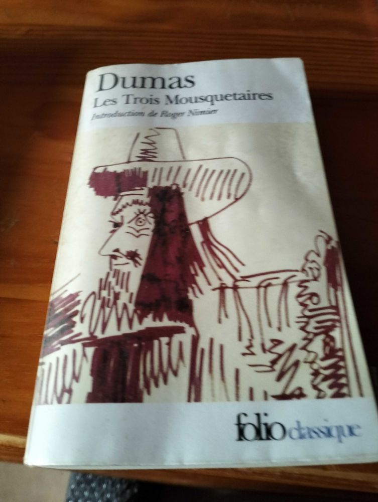 les trois mousquetaires 0 Roannes-Saint-Mary (15)