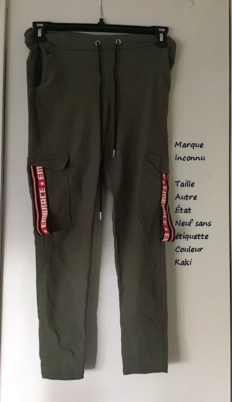 trois pantalons  S   TAILLE 36
livraison   colis poste 25 Lampertheim (67)