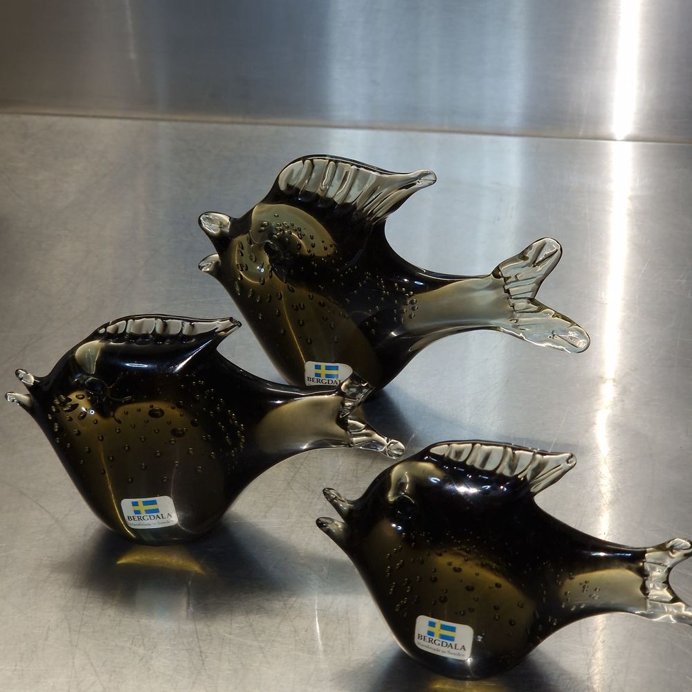 Lot de trois poissons en verre Bergdala 65 Villejuif (94)