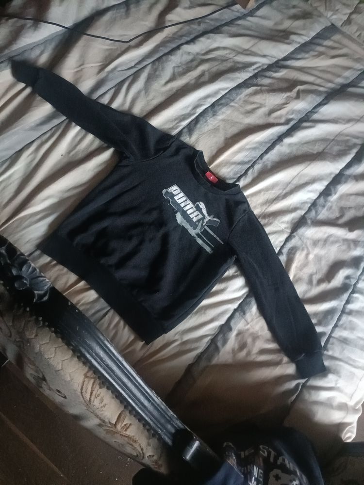 12� trois pulls taille 8 ans 12 Accolay (89)