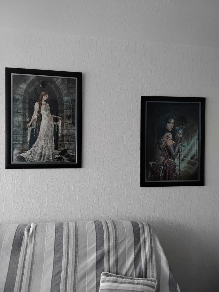 Trois Tableaux gothique en puzzle 100 Nevers (58)