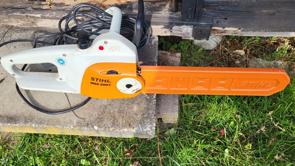 Tron�onneuse �lectrique 100 Chirens (38)