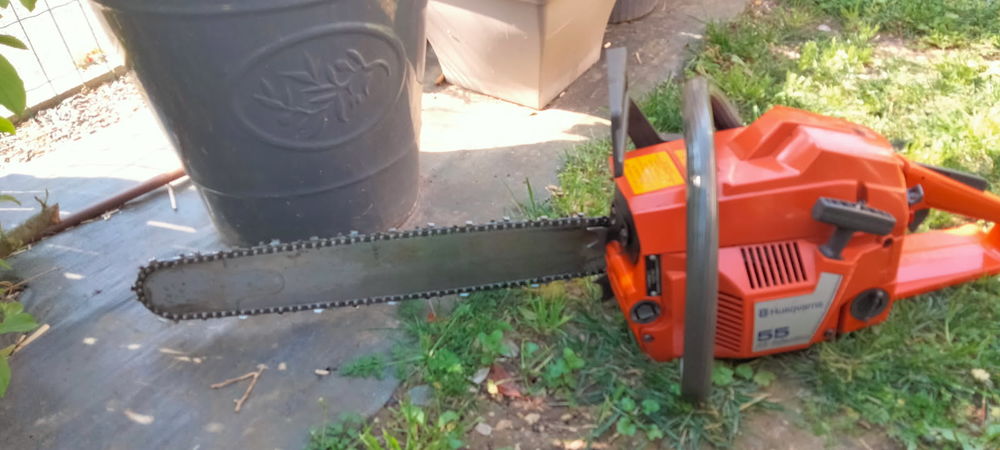 Tron�onneuse Husqvarna 150 La Rochelle (17)