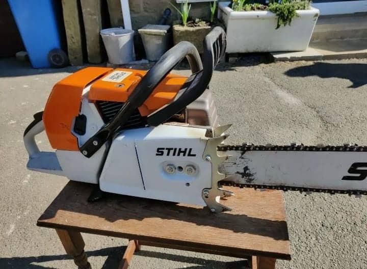 Tron�onneuse professionnelle 650 Lyon 6 (69)