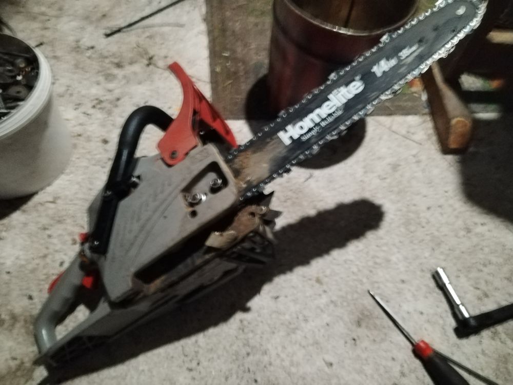 Tron�onneuse thermique beestgreen 50 Villeneuve-sur-Allier (03)