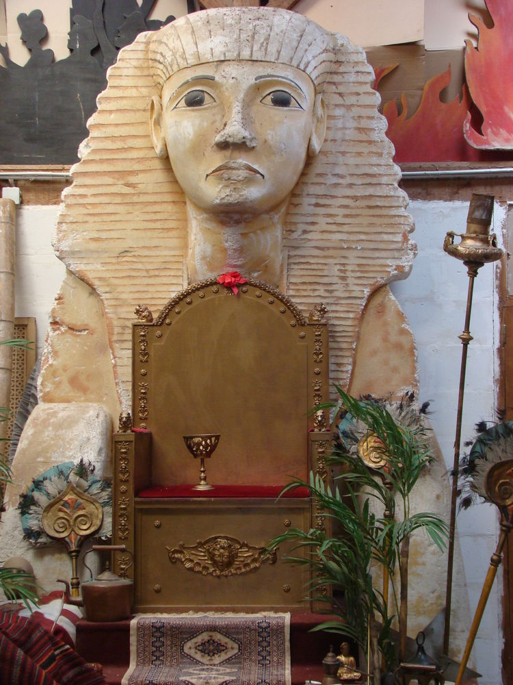 TRONE  D'�XCEPTION 500 Loiron (53)