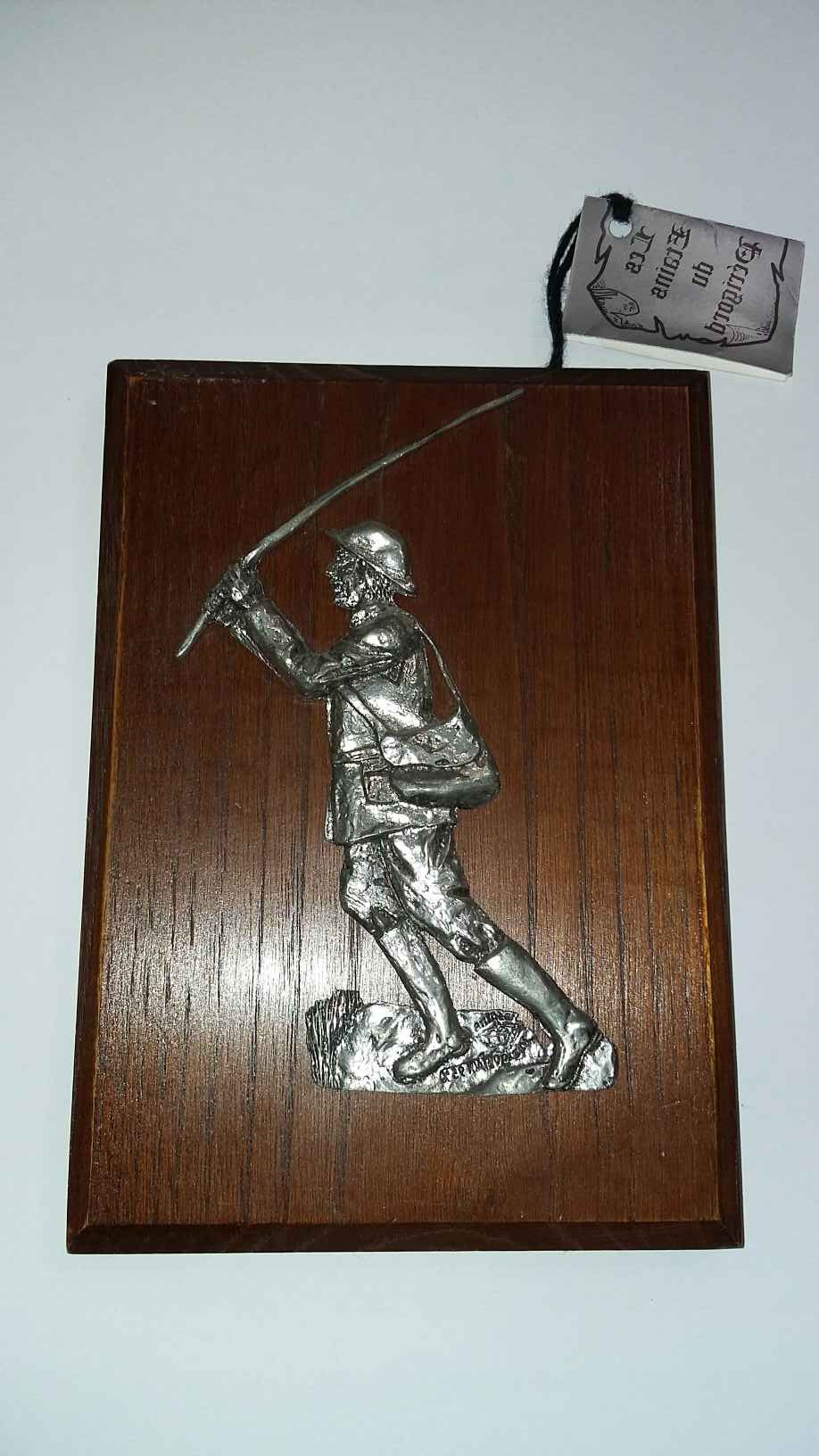 Troph�e du  p�cheur sur son tableau avec son lancer 20 Saumur (49)