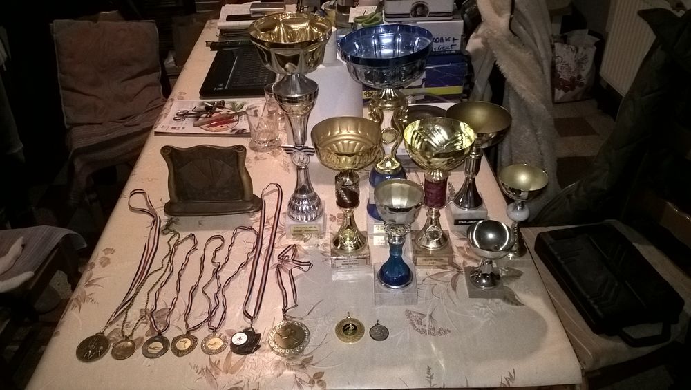 Troph�es, coupes, m�dailles diverses. 10 Flers-en-Escrebieux (59)