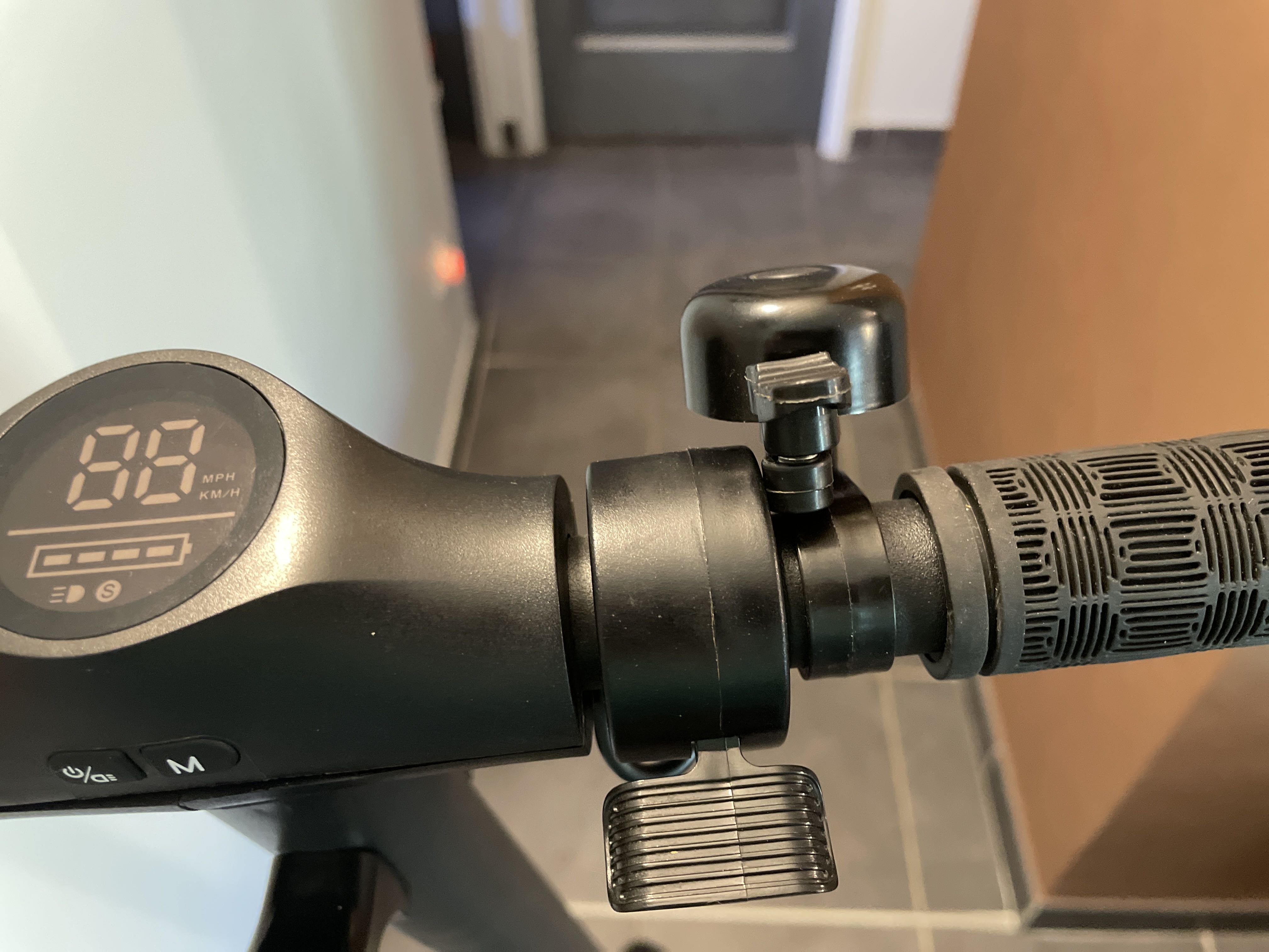 Trotinette �lectrique Flyblade 150 Rustiques (11)