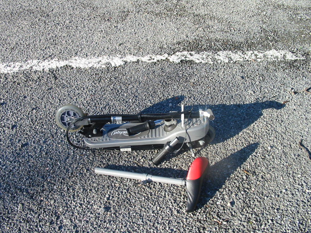 trotinette electrique jusqua 70 kg 100 Port Leucate (11)