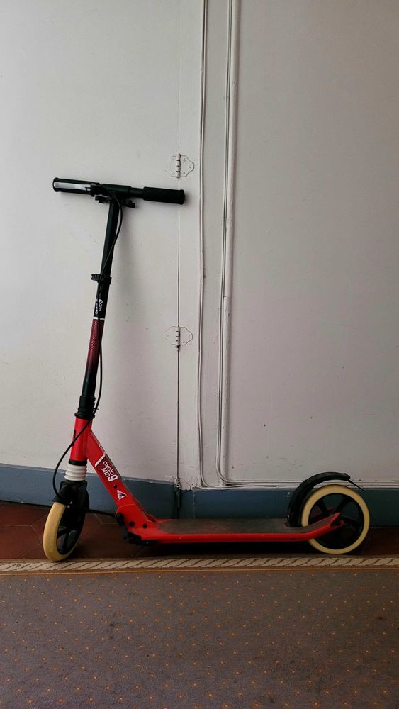 Trotinette pliable 30 Paris 8 (75)