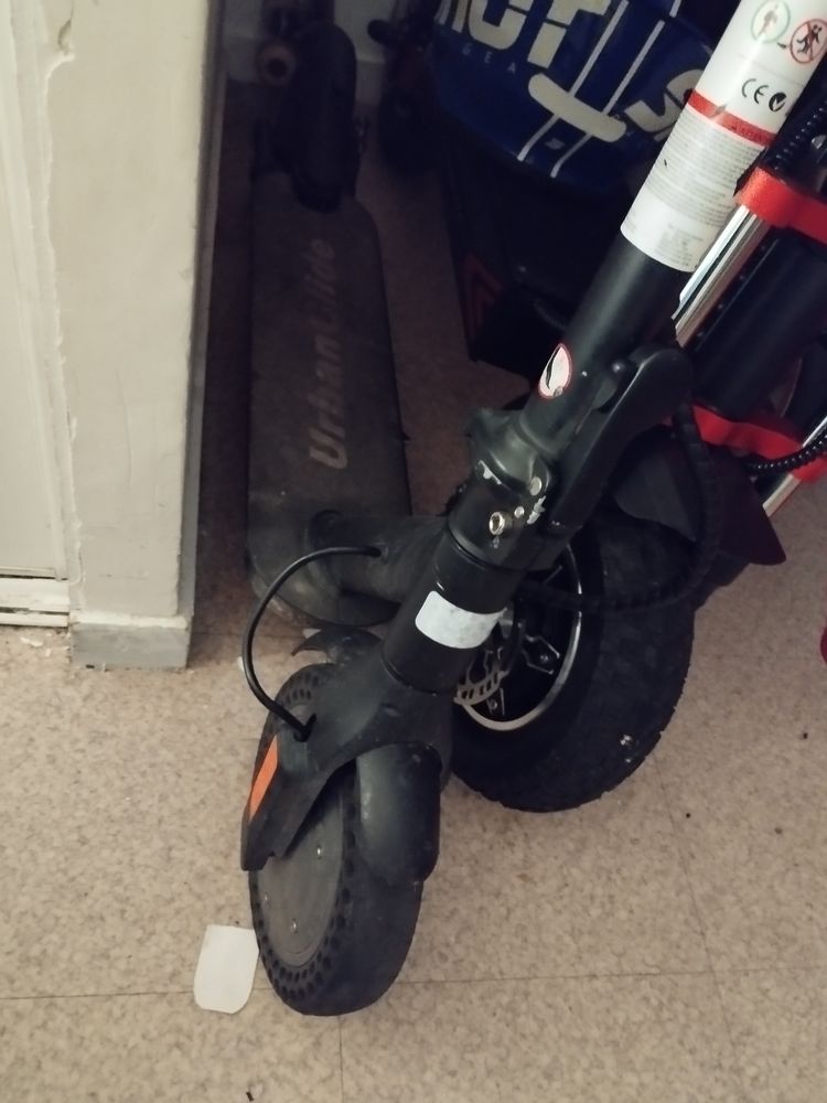 trottinette �clectique urbanglide 50 Saint-Victor-sur-Rhins (42)