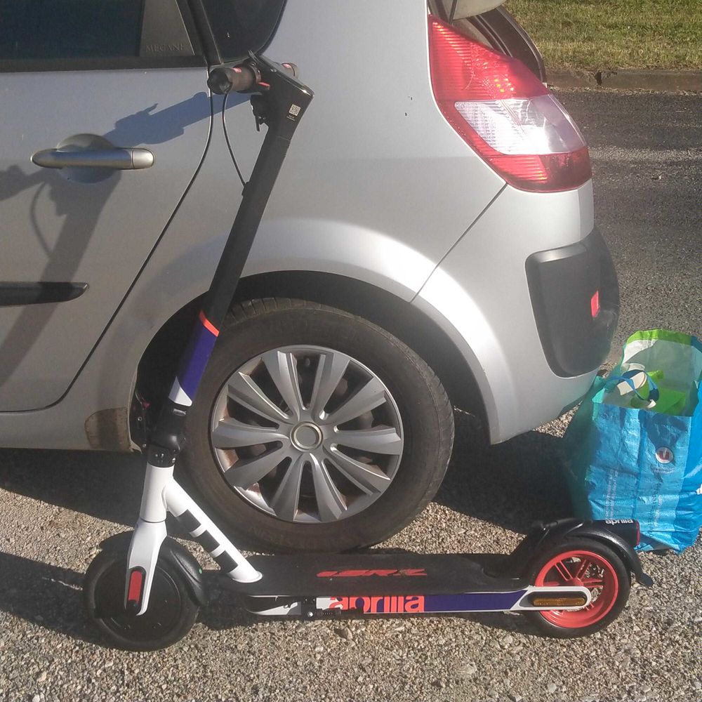 trottinette �lectrique Aprilia 250 Fumel (47)