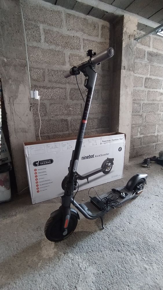 Trottinette �lectrique Segway Ninebot F25E II - Etat neuf 290 P�rigueux (24)