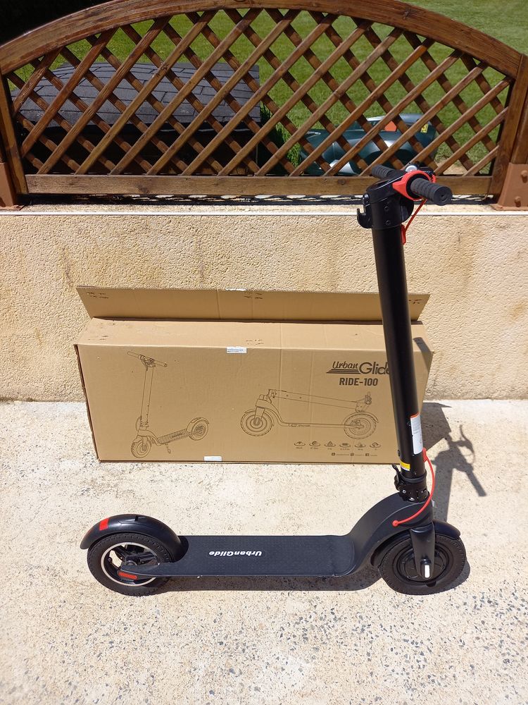 Trottinette �lectrique urbanglide 210 Les Ch�telliers-Ch�teaumur (85)