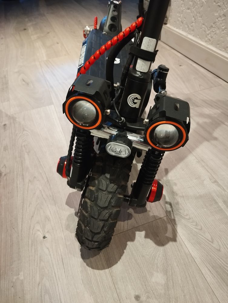 Trottinette �lectrique URBANGLIDE 700 Grasse (06)