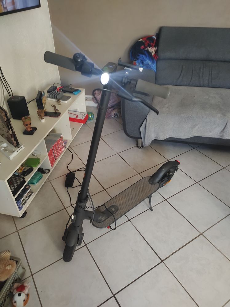 Trottinette �lectrique xiaomi essential 250 Eurville-Bienville (52)