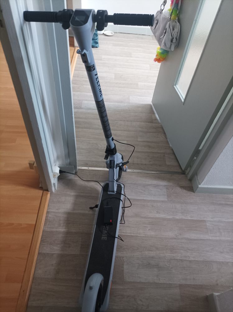 Trottinette �lectrique 130 Valentigney (25)